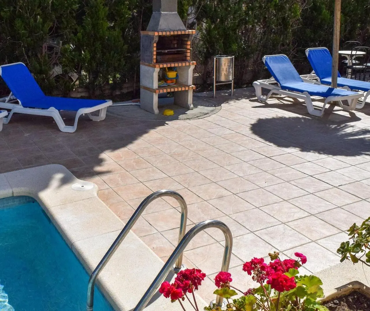 Villa Allexia- Apartment Sol - Puerto Pollensa 波连萨港